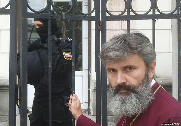 Владика Климент підтримує політв’язнів і робить все для звільнення незаконно засуджених кримчан